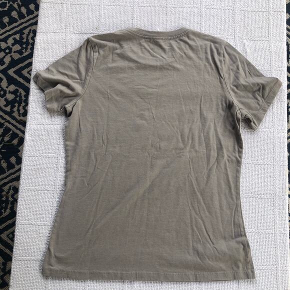 Hocus Pocus and Chill Graphic T-shirt Womenβs Size Small Halloween Binx Billy - Picture 4 of 6